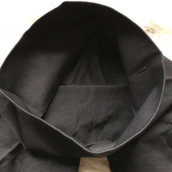 LULULEMON CHARCOAL GREY‎ CROPPED LEGGINGS - Picture 5 of 6